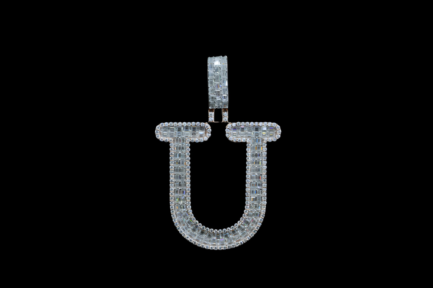 Diamond Pendant - Elegant 'U' Alphabet Design