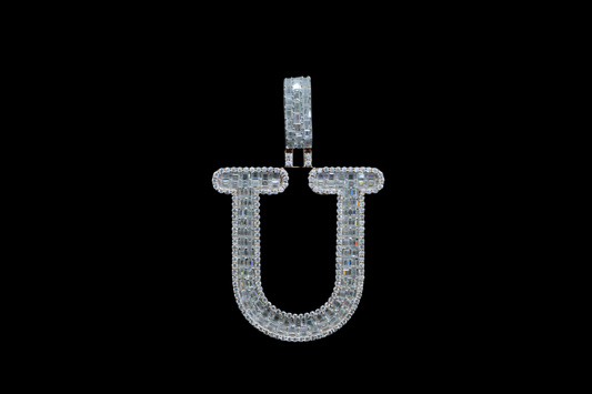 Diamond Pendant - Elegant 'U' Alphabet Design